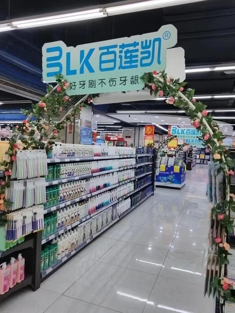 煙臺(tái)訊威商貿(mào) 專(zhuān)注超市配送與陳列優(yōu)選，護(hù)航實(shí)體店鋪升級(jí)